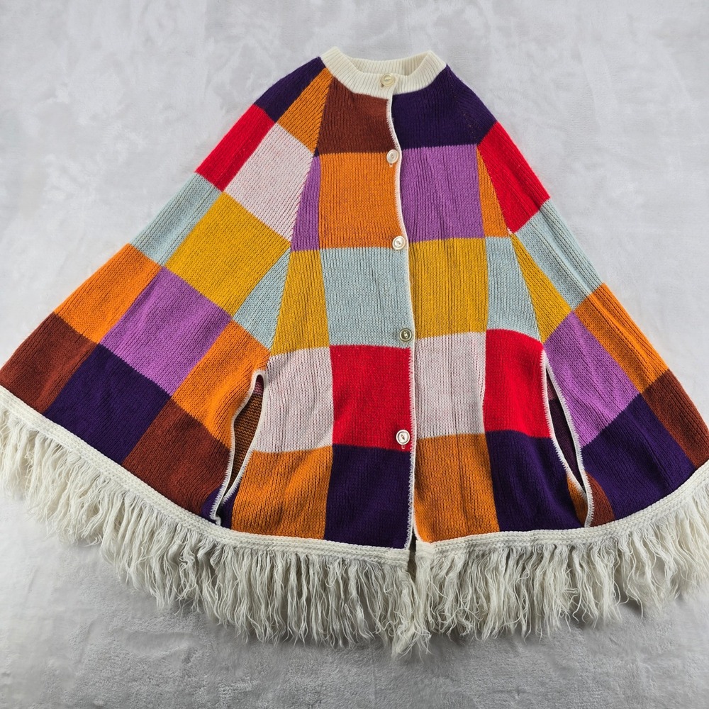 Vintage Womens Cape One Size Multicolor Colorblock Knit Fringe Union Made